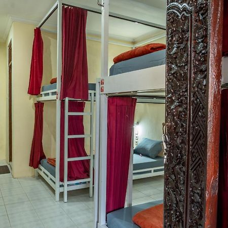 Maharani Hostel Ubud Exteriör bild