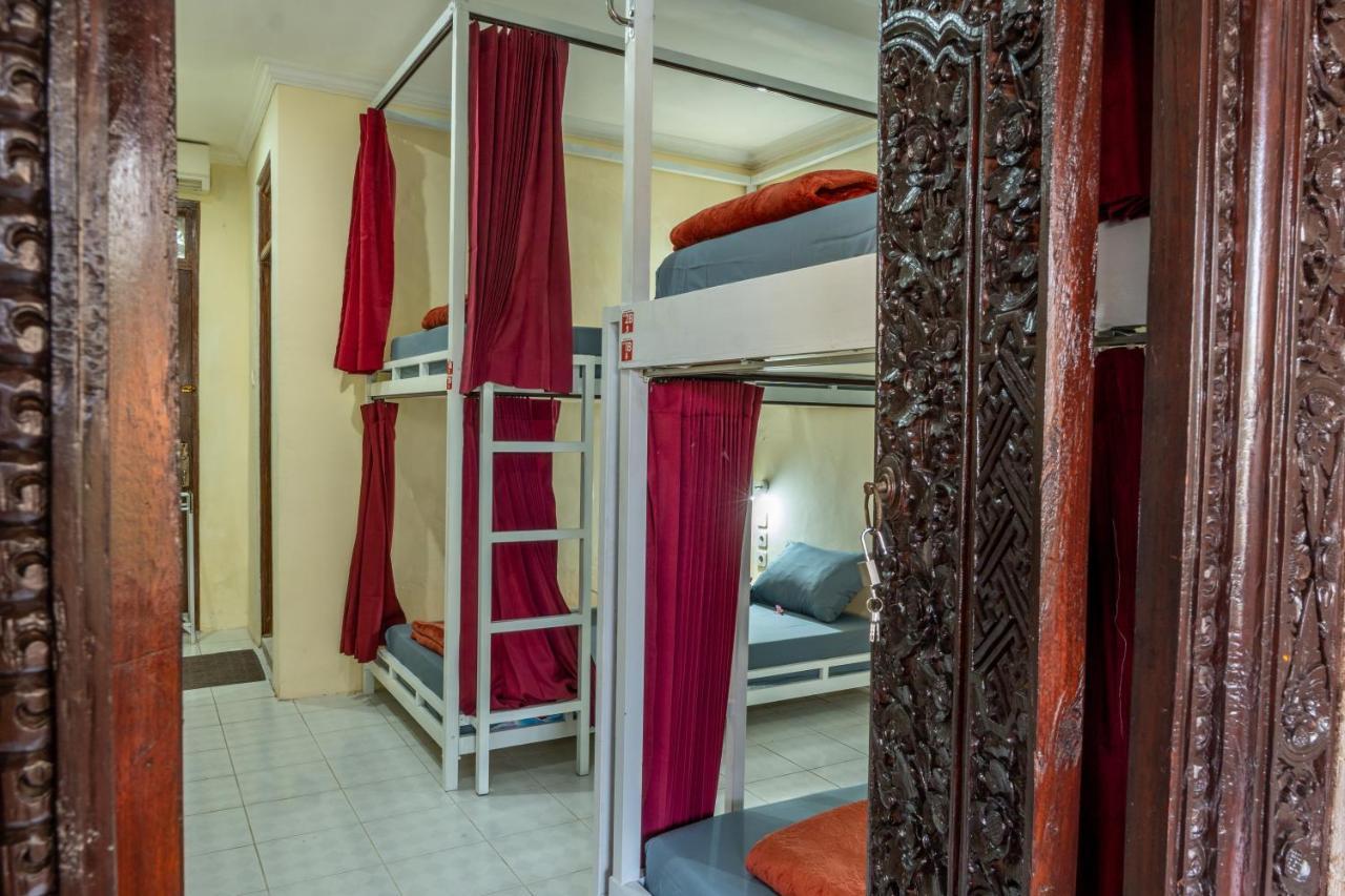 Maharani Hostel Ubud Exteriör bild